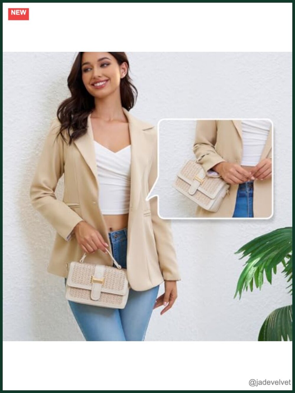 Woven Straw Crossbody Bag for Women - Summer Beach Purse with Adjustable Strap - Picture 3 of 6
